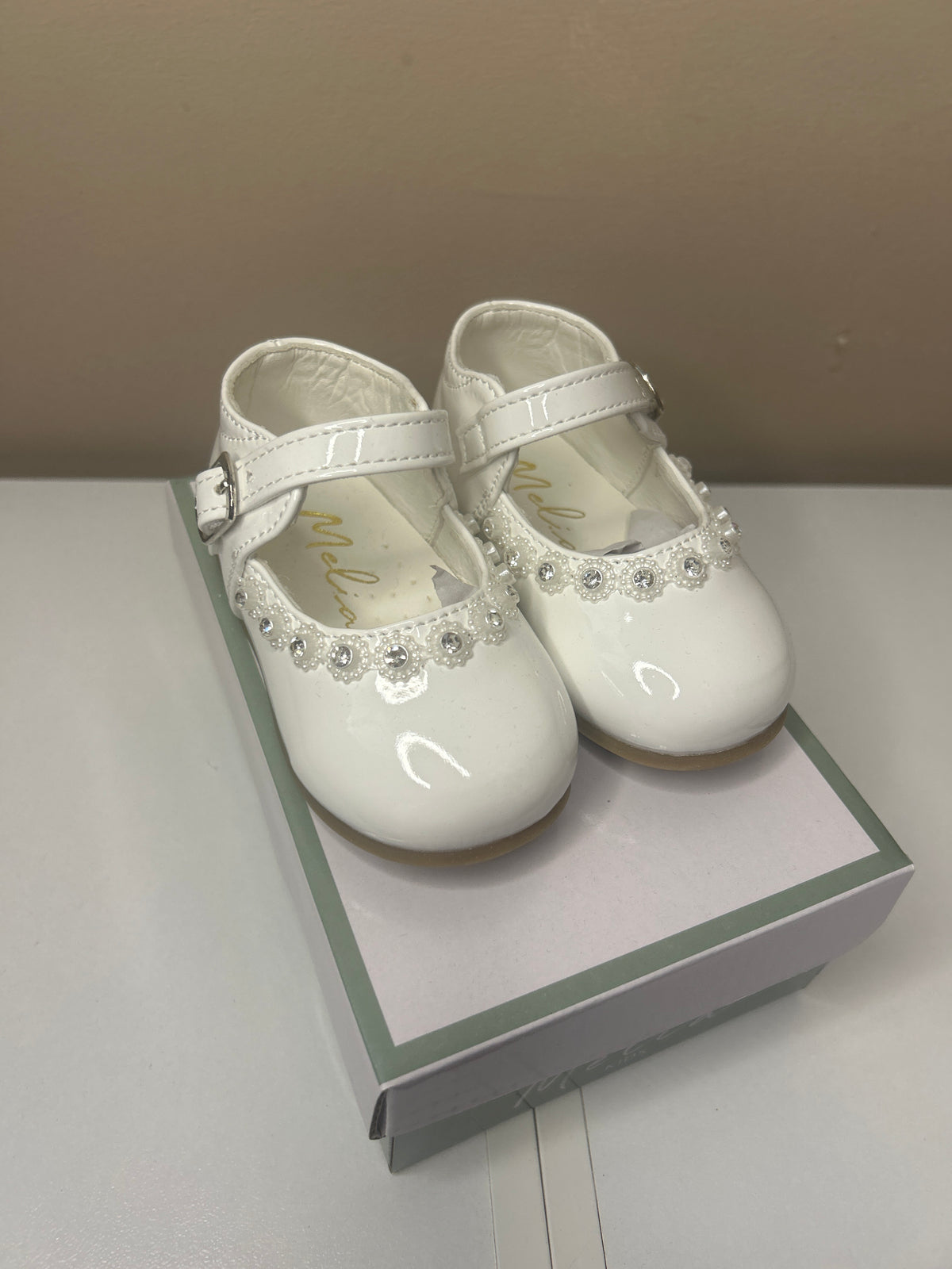 White diamond Hard Sole Shoes